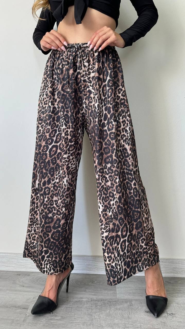 Leopar Desenli Bol Paça Pantolon – Rahat Kesim, Akışkan Duruş - Leopar 3