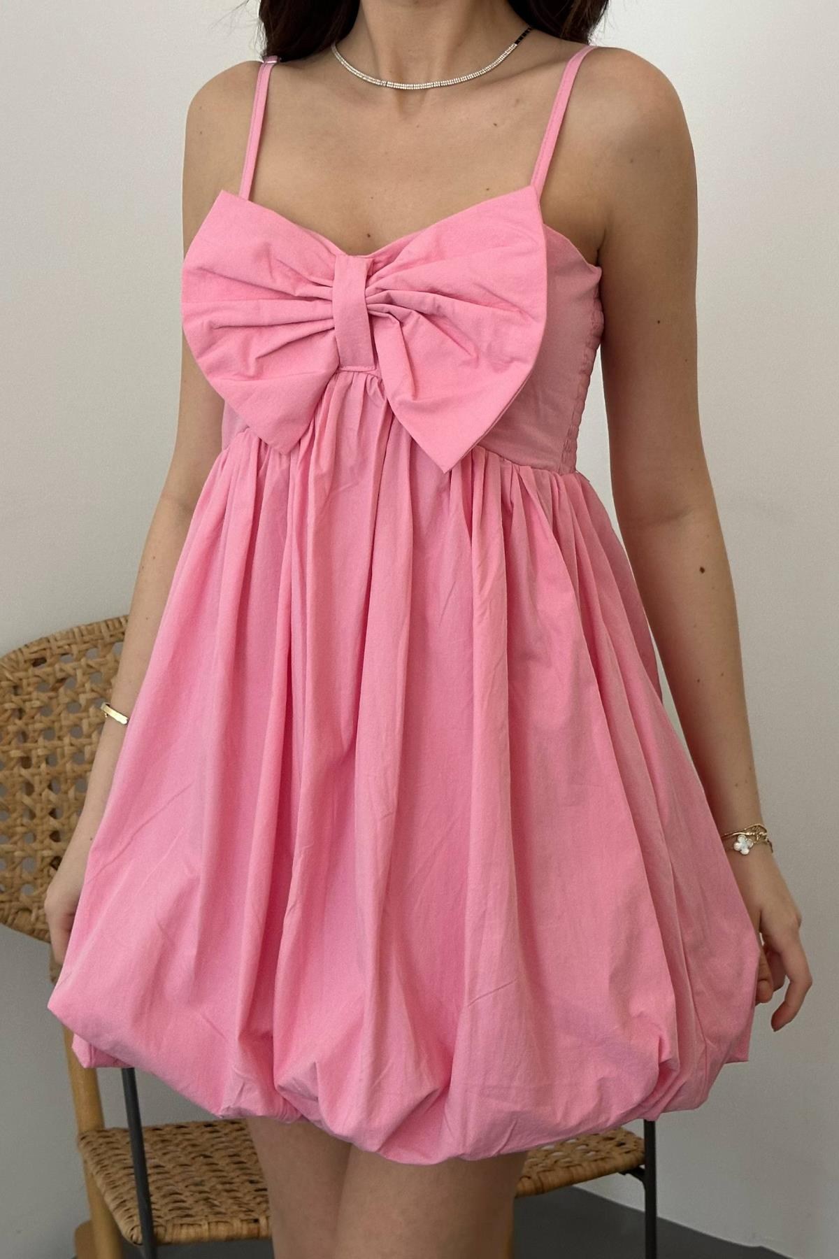 Pembe Önü Fiyonklu Askılı Elbise - Pembe 4