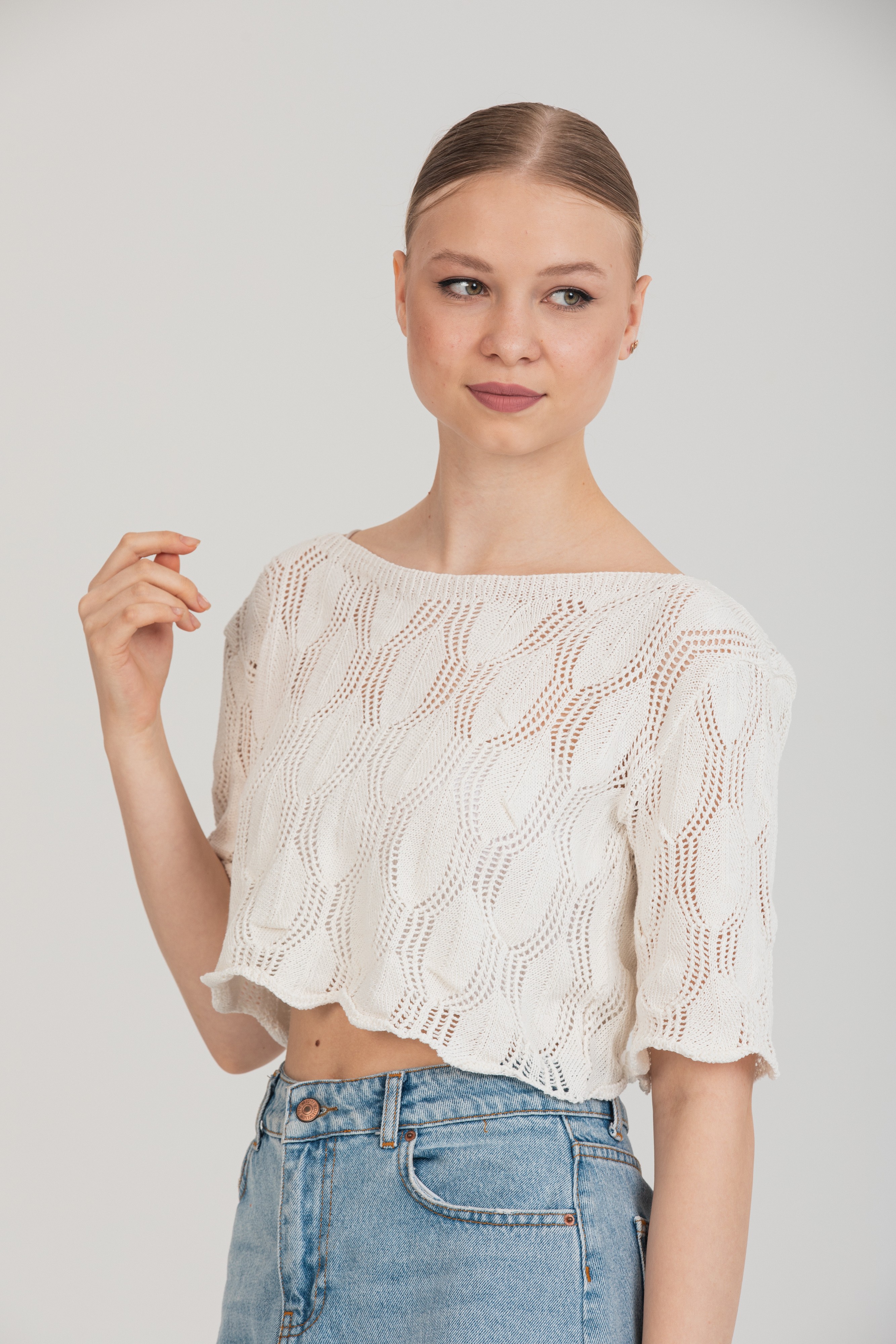 Zarif Ajurlu Dokulu Beyaz Crop Triko Bluz – Standart Beden - Beyaz 7