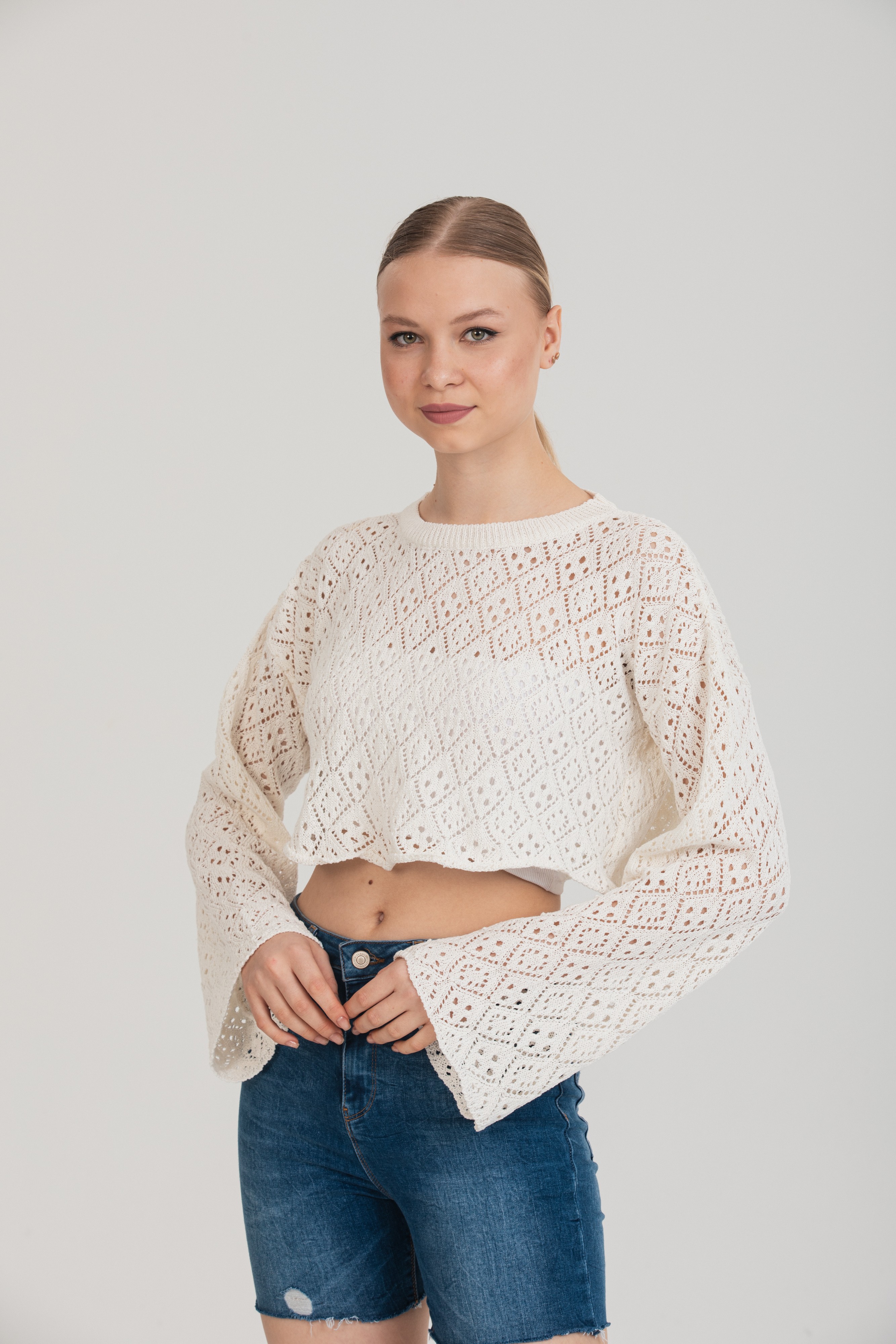 Feminen Ajurlu Dokulu Beyaz Crop Bluz | Standart Beden - Beyaz 4