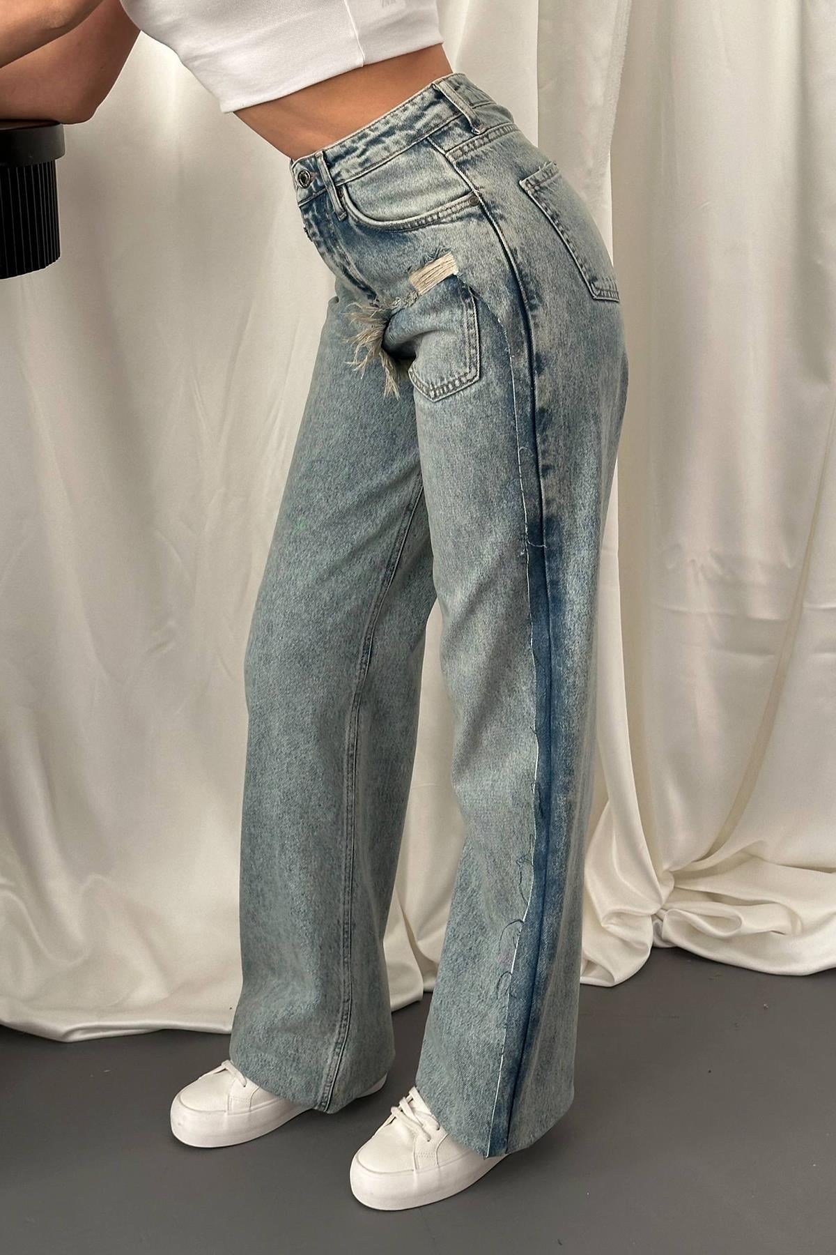 Kar Yıkama Yan Yırtmaçlı Jeans Pantolon 4