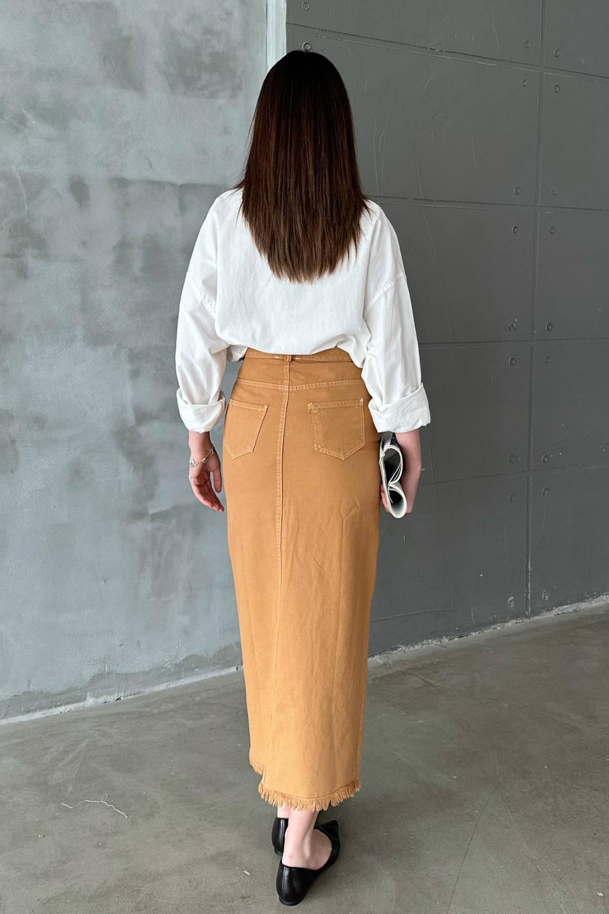 Camel Gabardin Boyamalı Püsküllü Etek 4