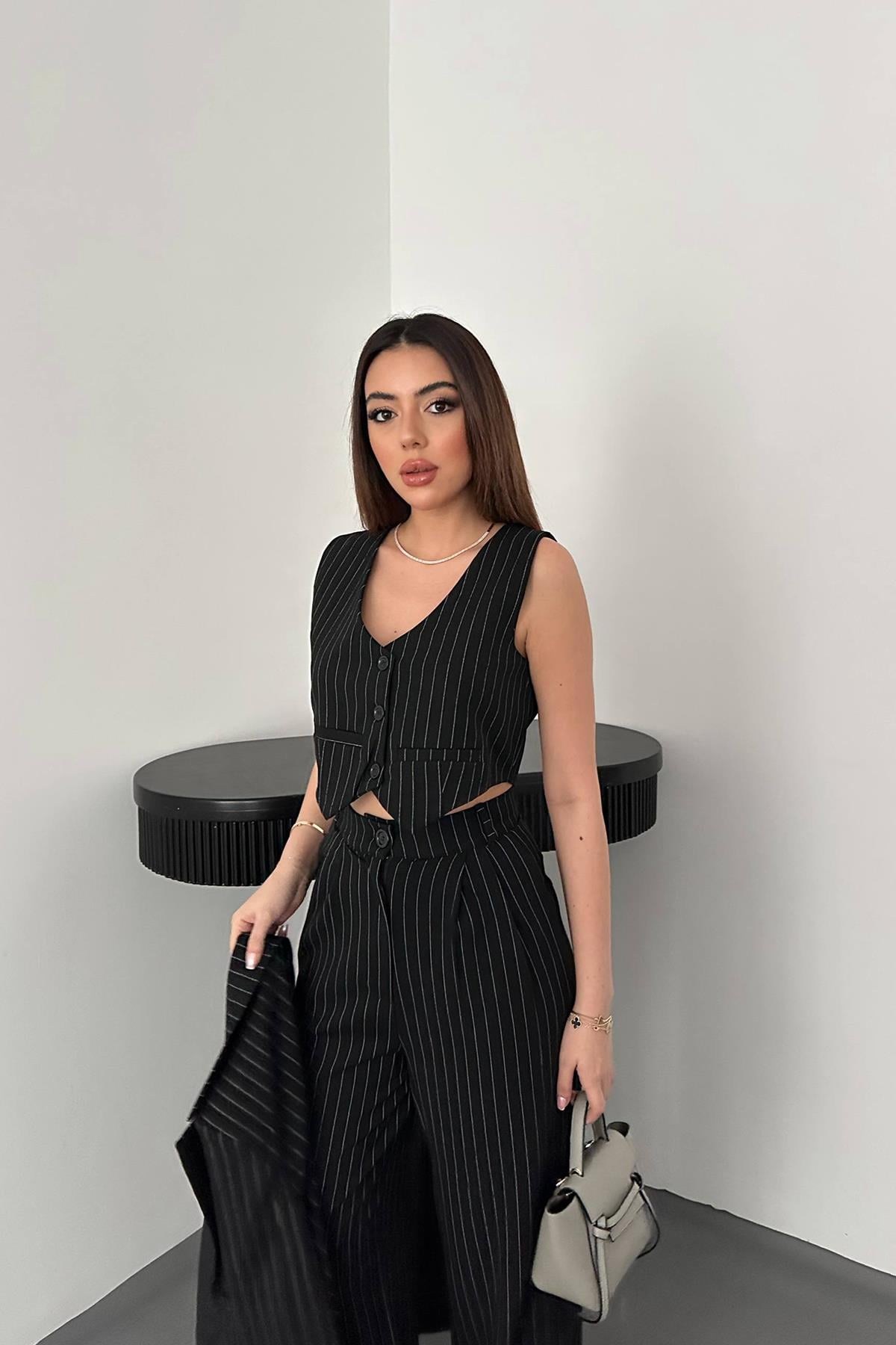 Siyah Çizgili Ceket & Yelek Ve Pantolon Takım 3