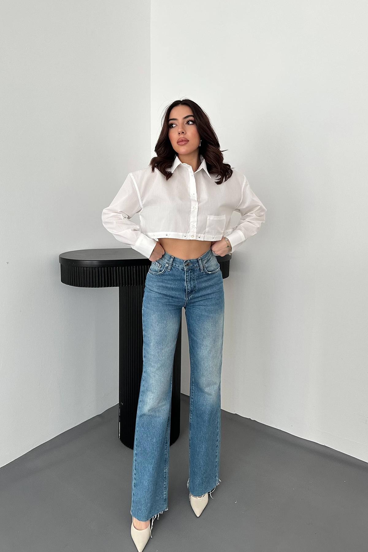 Beyaz Beli Ayrılabilen Poplin Gömlek 3