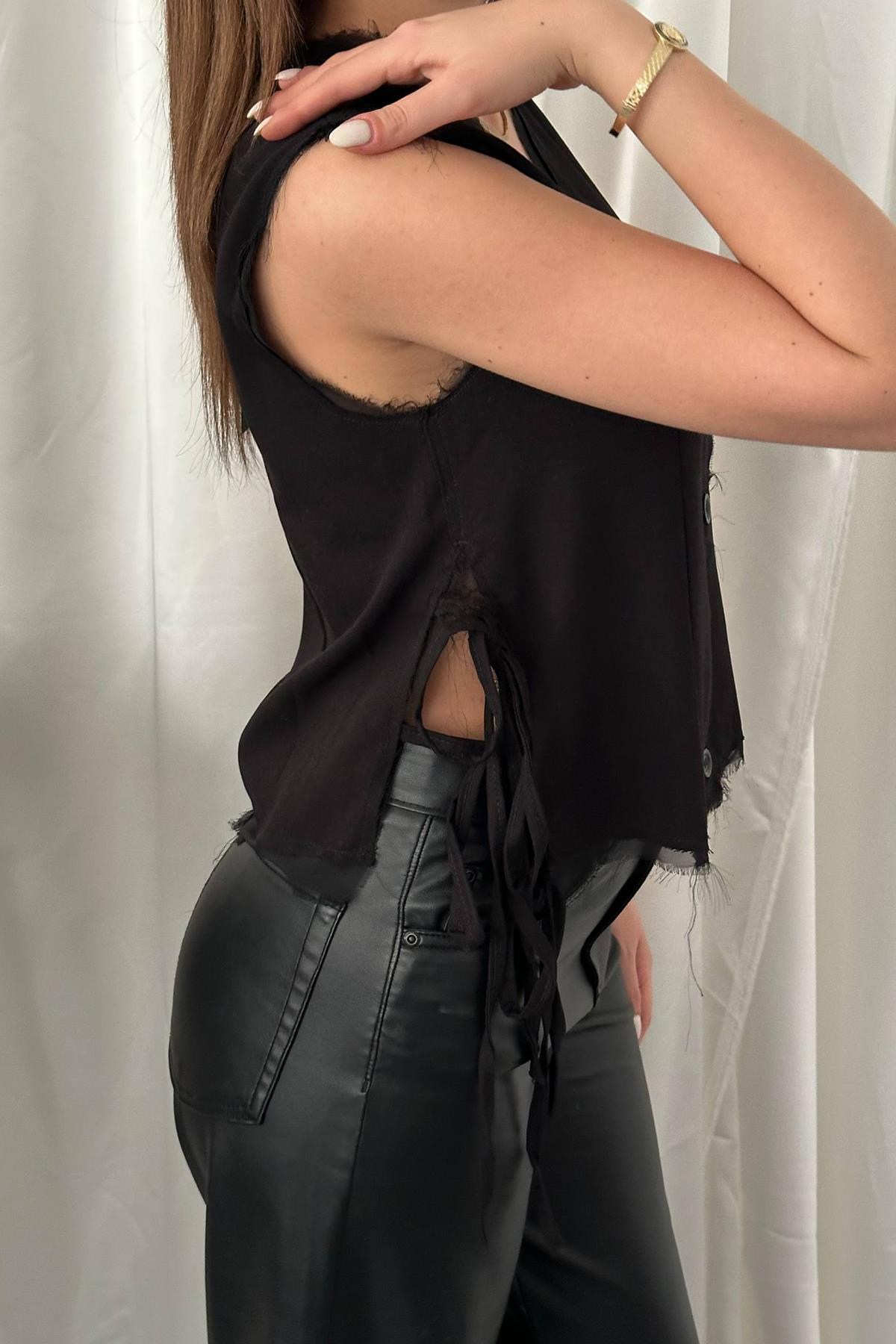 Siyah Yanları Bağcıklı Yelek 5