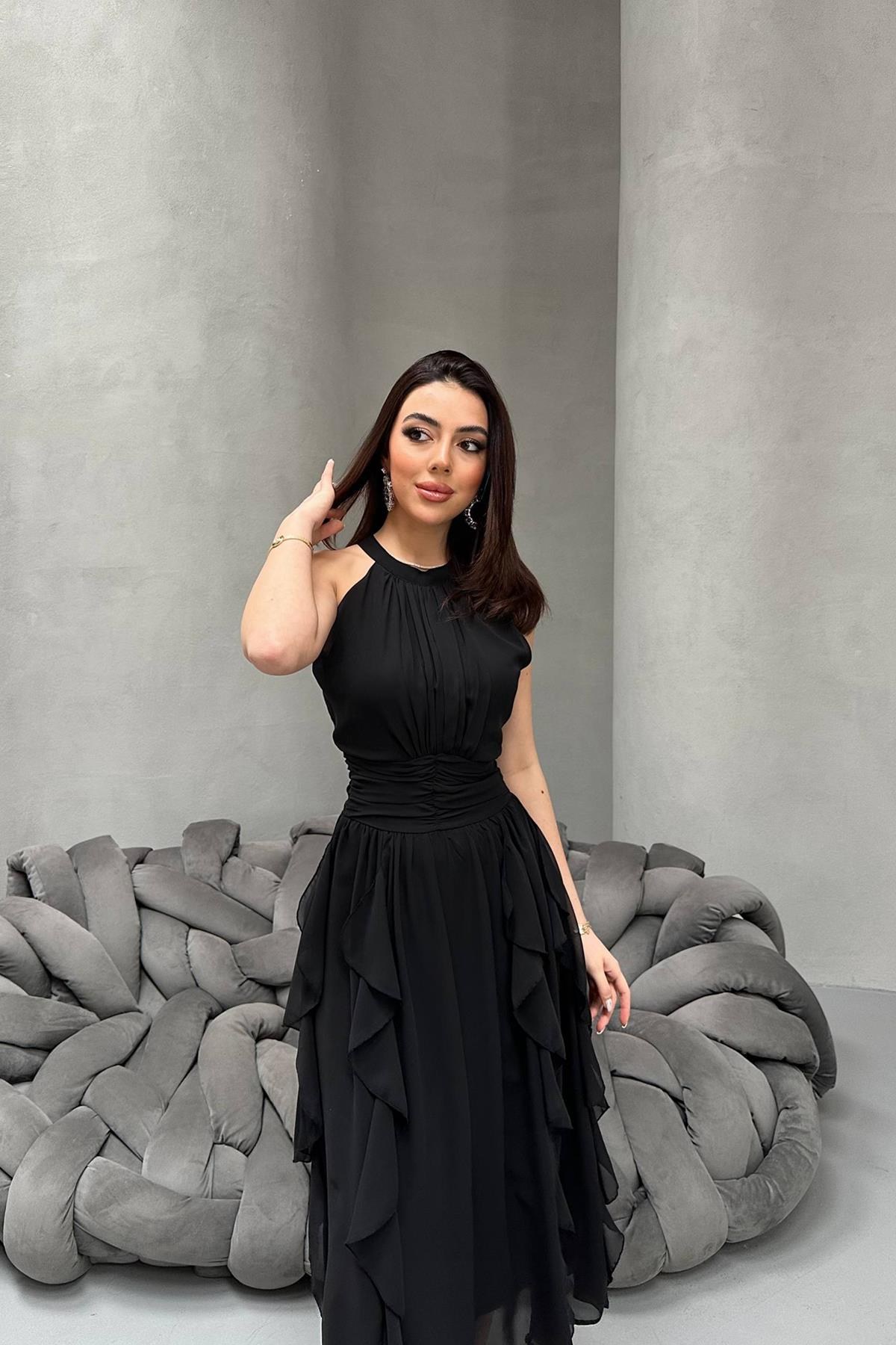 Siyah Önü Büzgülü Fırfırlı Elbise 3