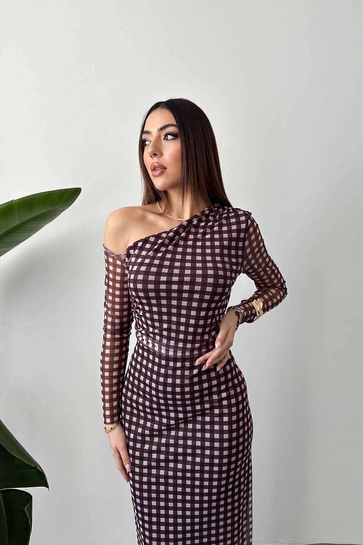 Kahverengi Ekose Desen Tül Elbise 3