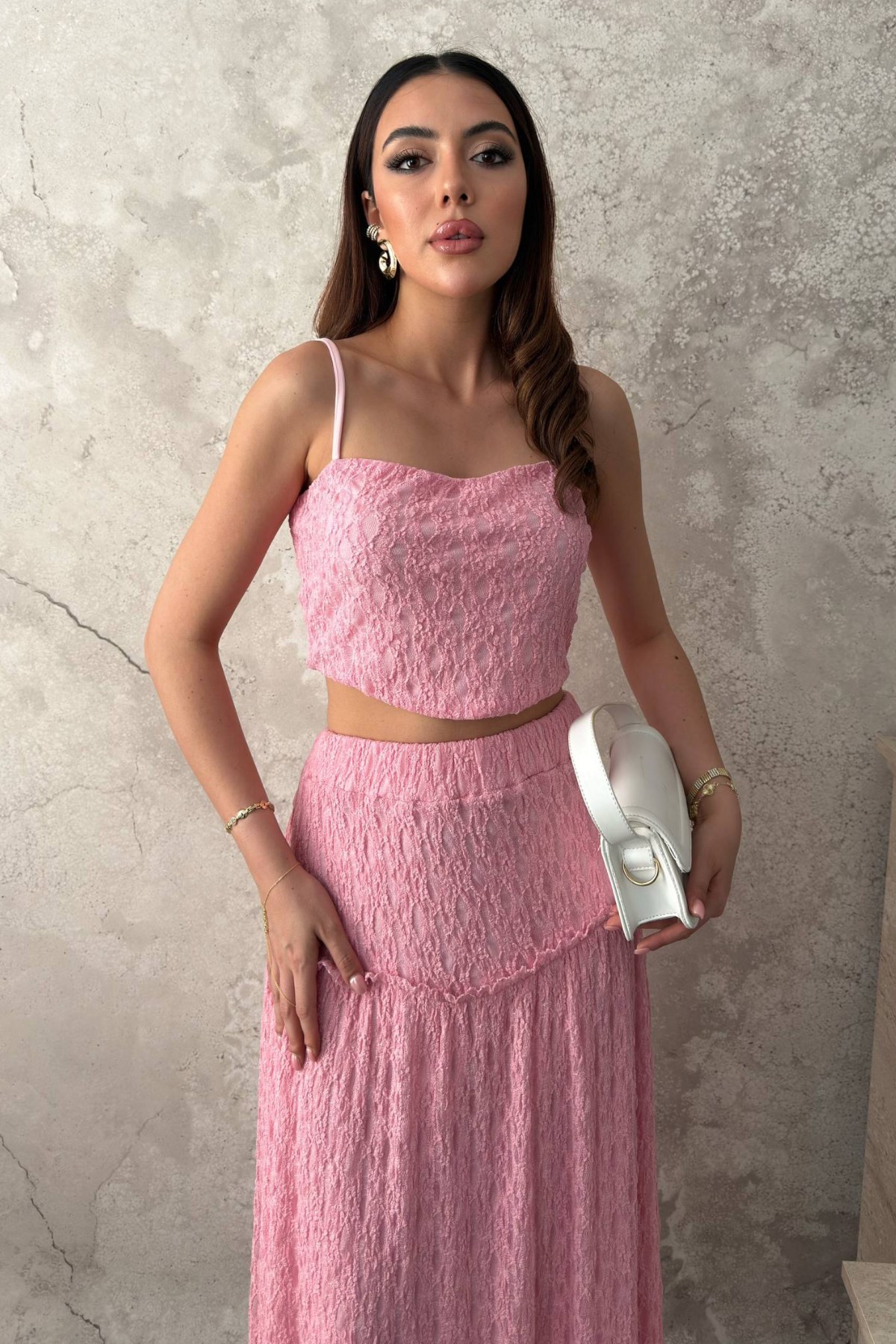 Pembe Dantel Bluz Ve Fırfırlı Etek Takım 4