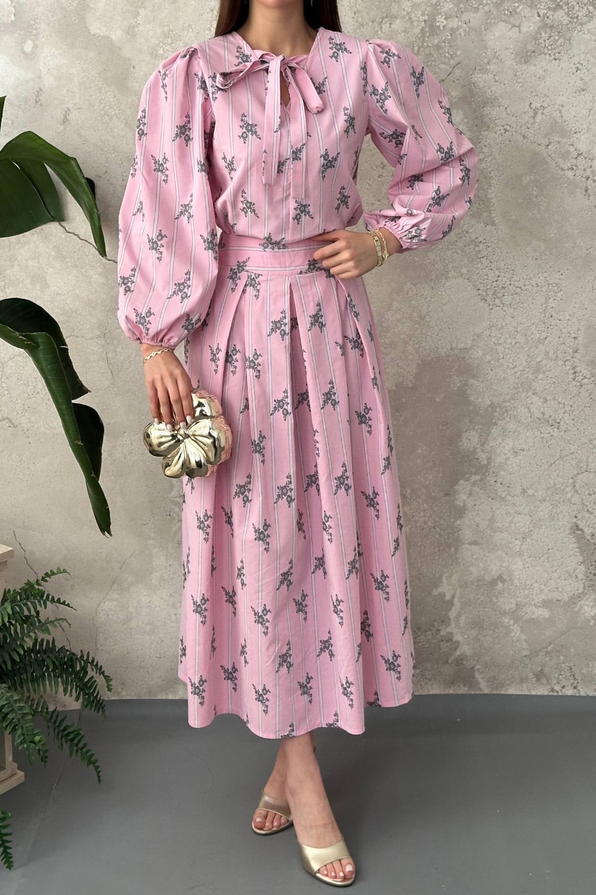 Pembe Çizgili Çiçekli Bluz Etek Takım 5