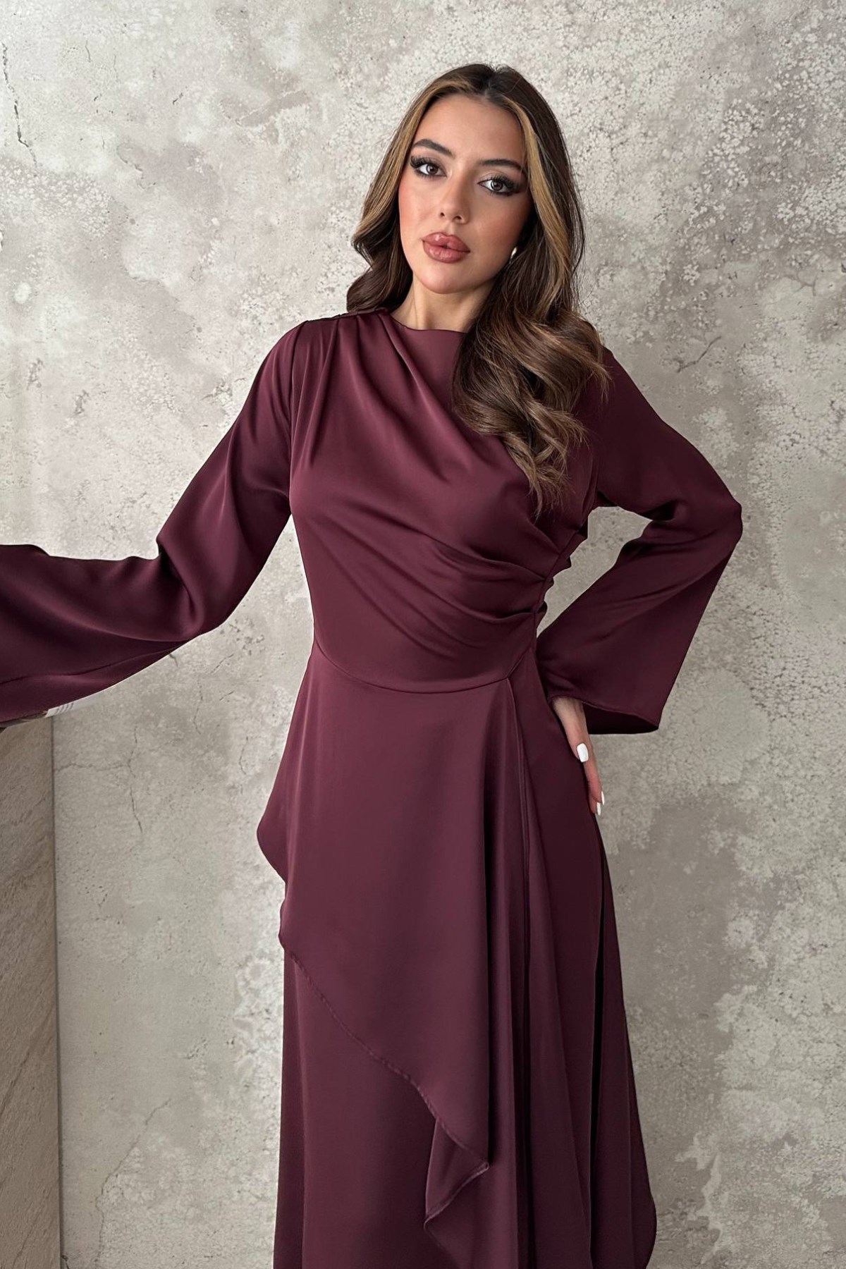 Bordo Yandan Bağlamalı Saten Elbise 3