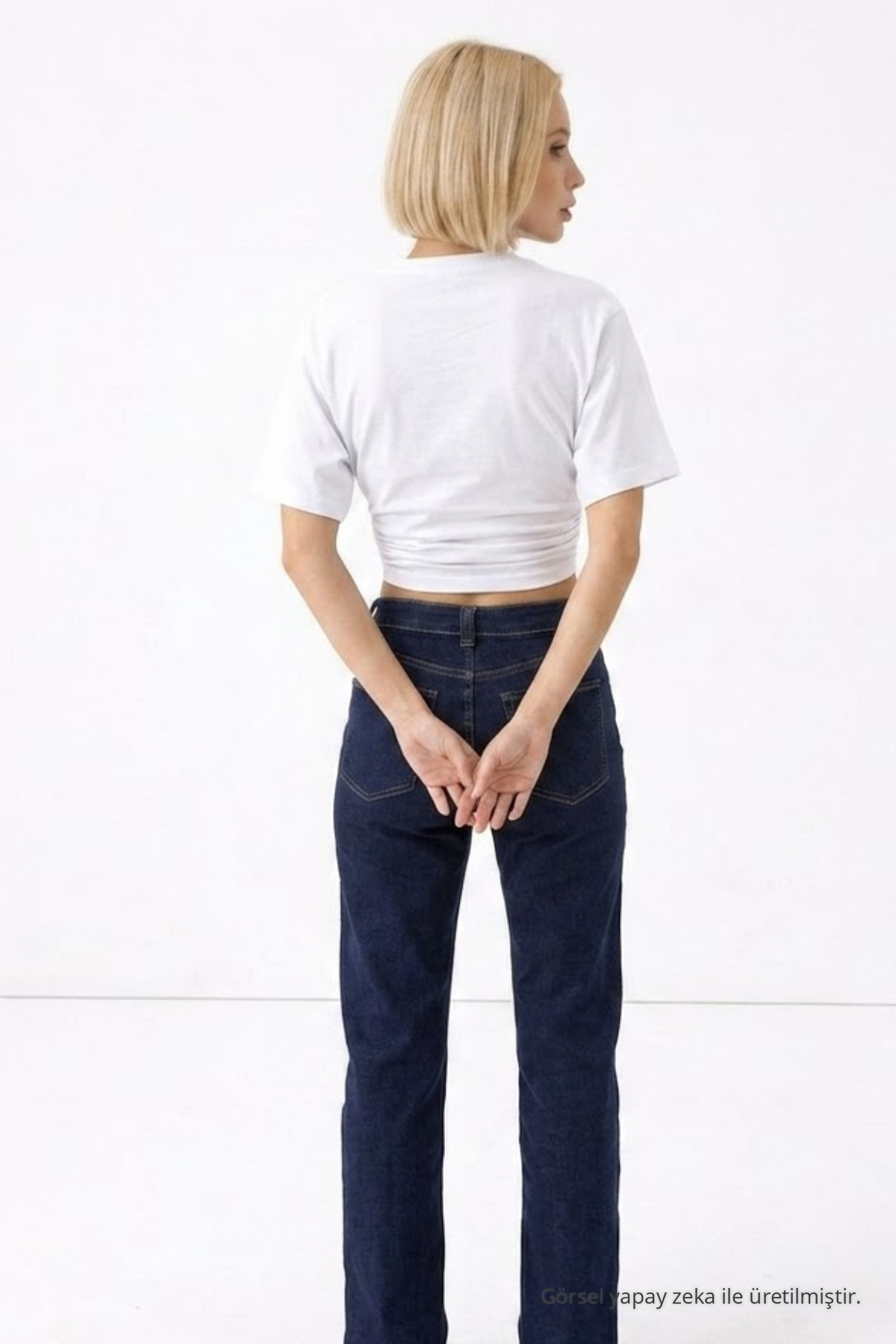 Kadın Fashion Slim Fit Beyaz Crop Tişört 5