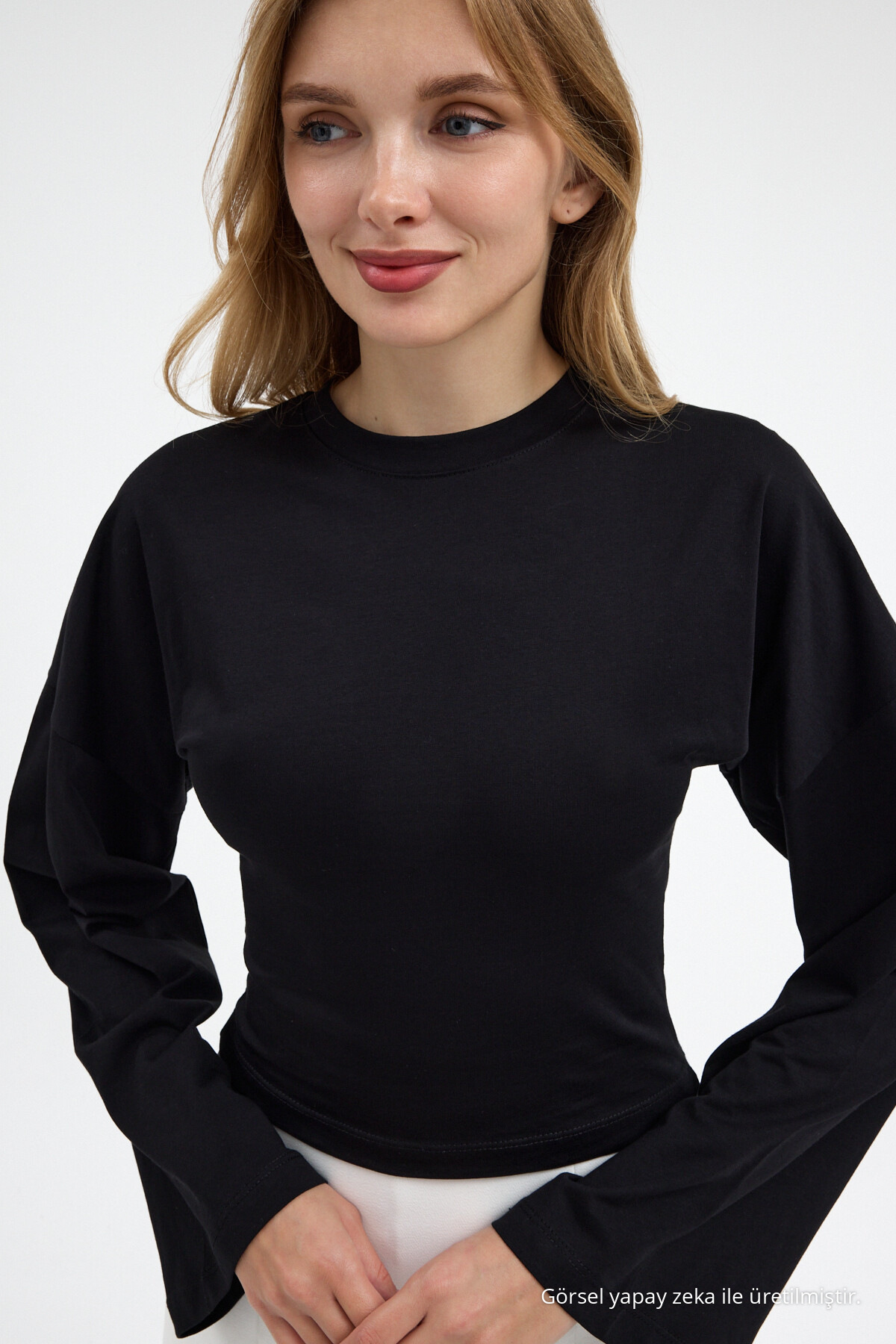 Kadın Basic Geniş Kol Siyah Crop Bluz 5