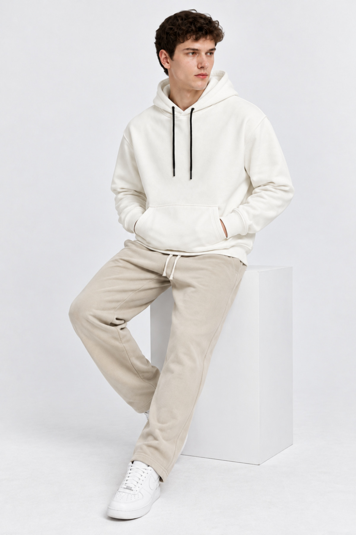 Erkek Beyaz Kanguru Cep Kapşonlu Sweatshirt 3