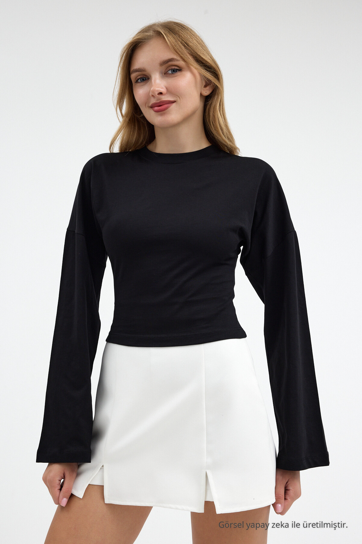 Kadın Basic Geniş Kol Siyah Crop Bluz 4