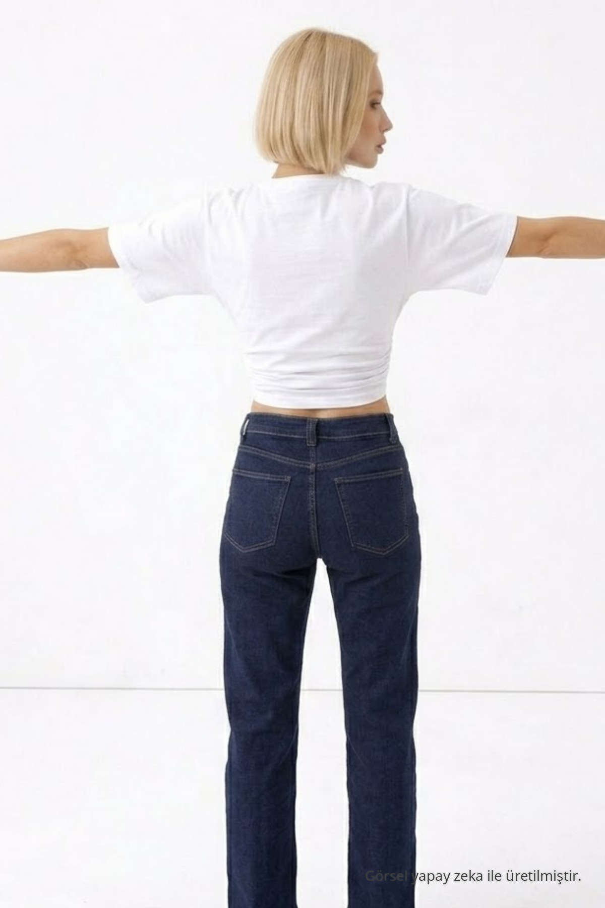 Kadın Fashion Slim Fit Beyaz Crop Tişört 6