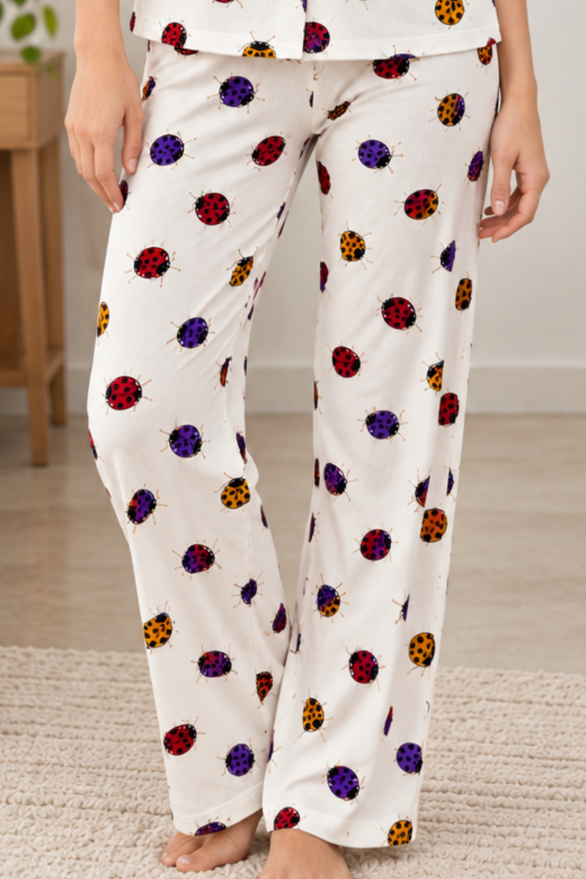 Kadın Desenli Beyaz Kısa Kollu Pijama Takımı 4828 6