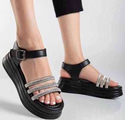 Lalen Siyah Kemerli Sandalet 4
