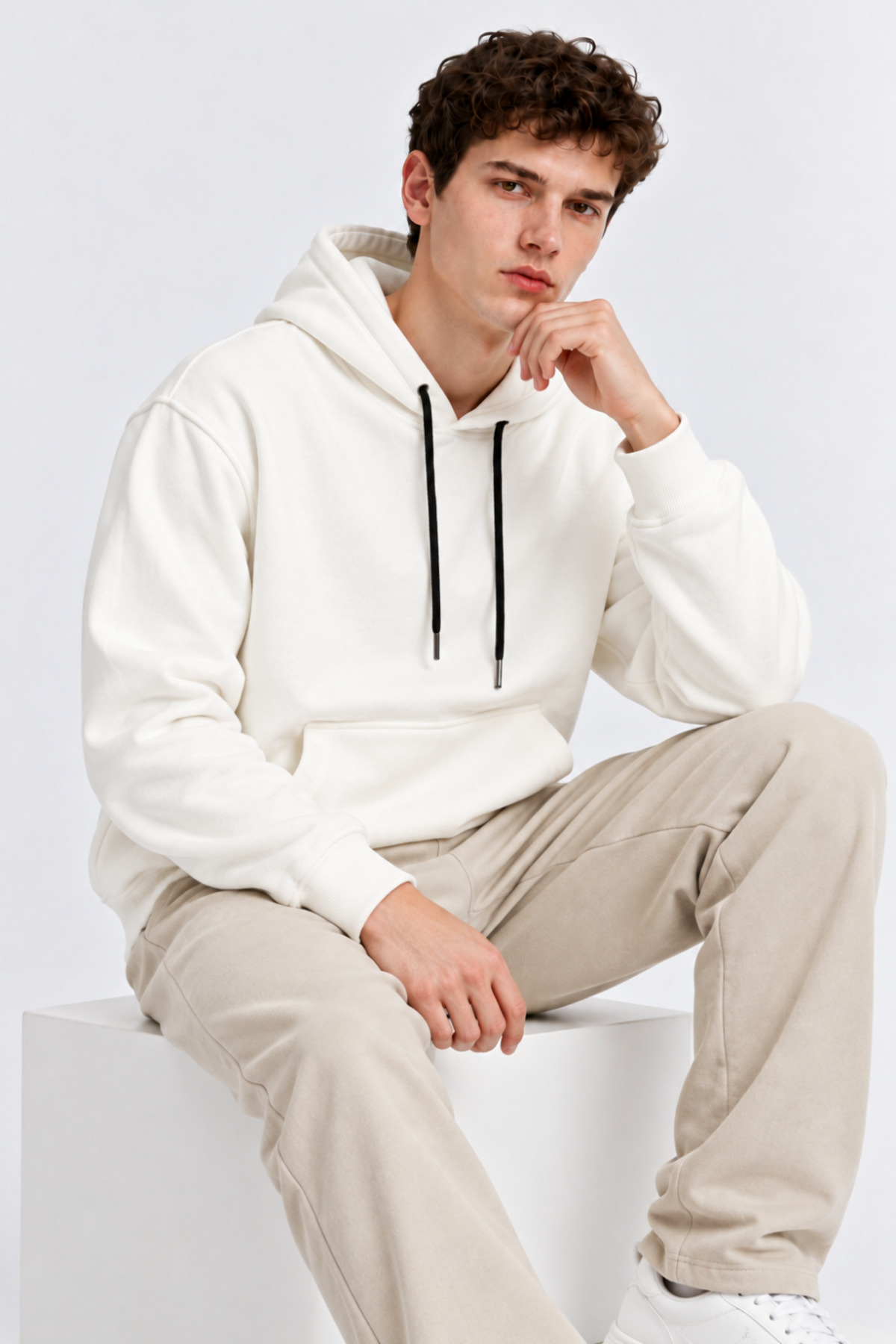Erkek Beyaz Kanguru Cep Kapşonlu Sweatshirt 6