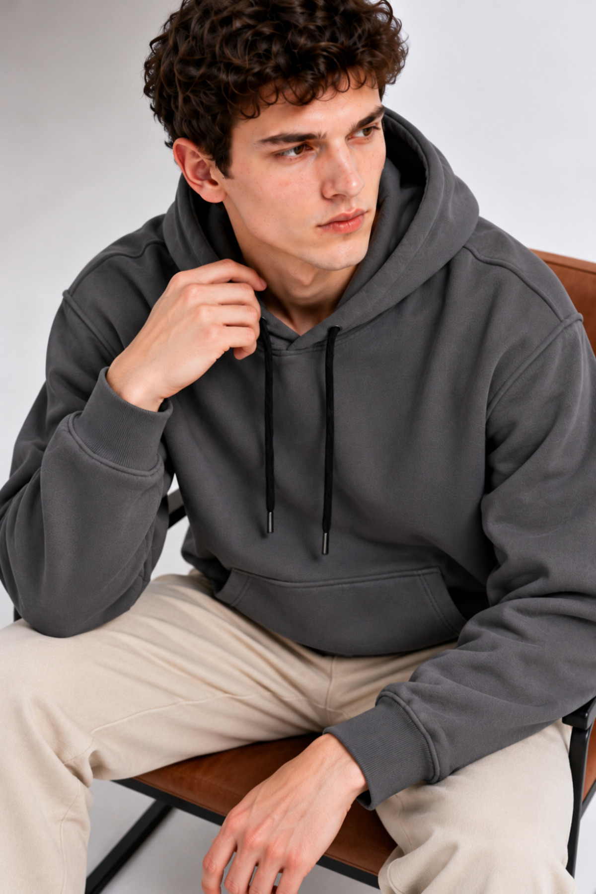 Erkek Koyu Gri Kanguru Cep Kapşonlu Sweatshirt 4