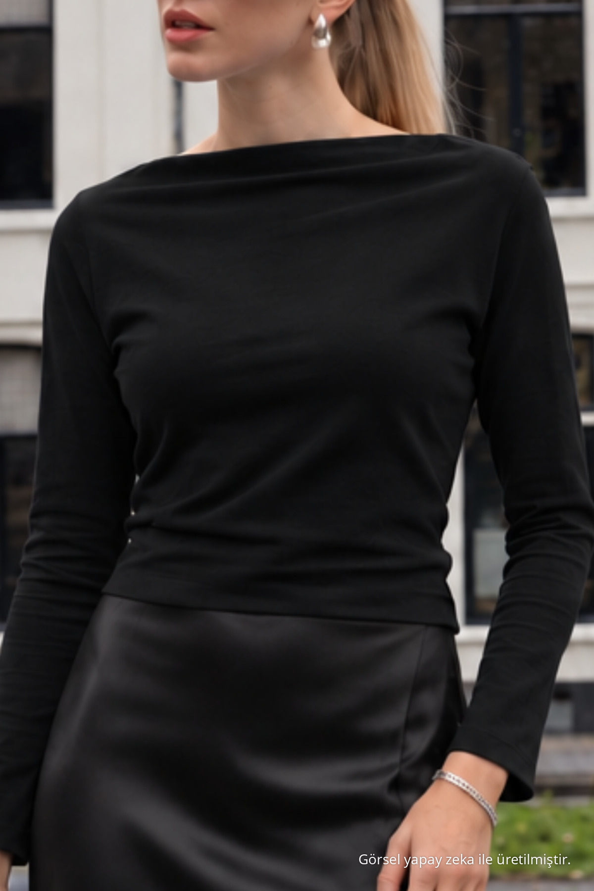 Kadın Casual Degaje Kayık Yaka Siyah Bluz 5