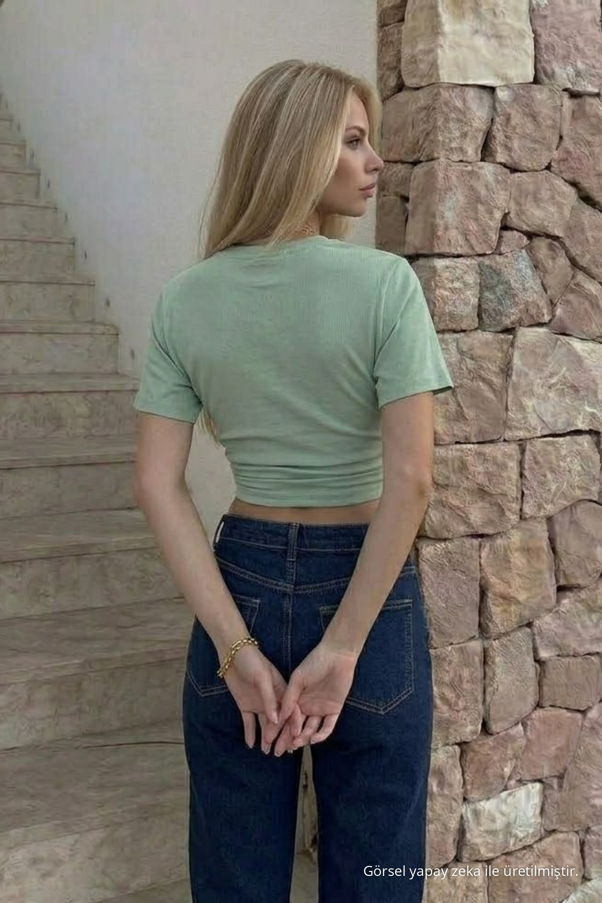 Kadın Vücuda Oturan Çağla Crop Tişört 6