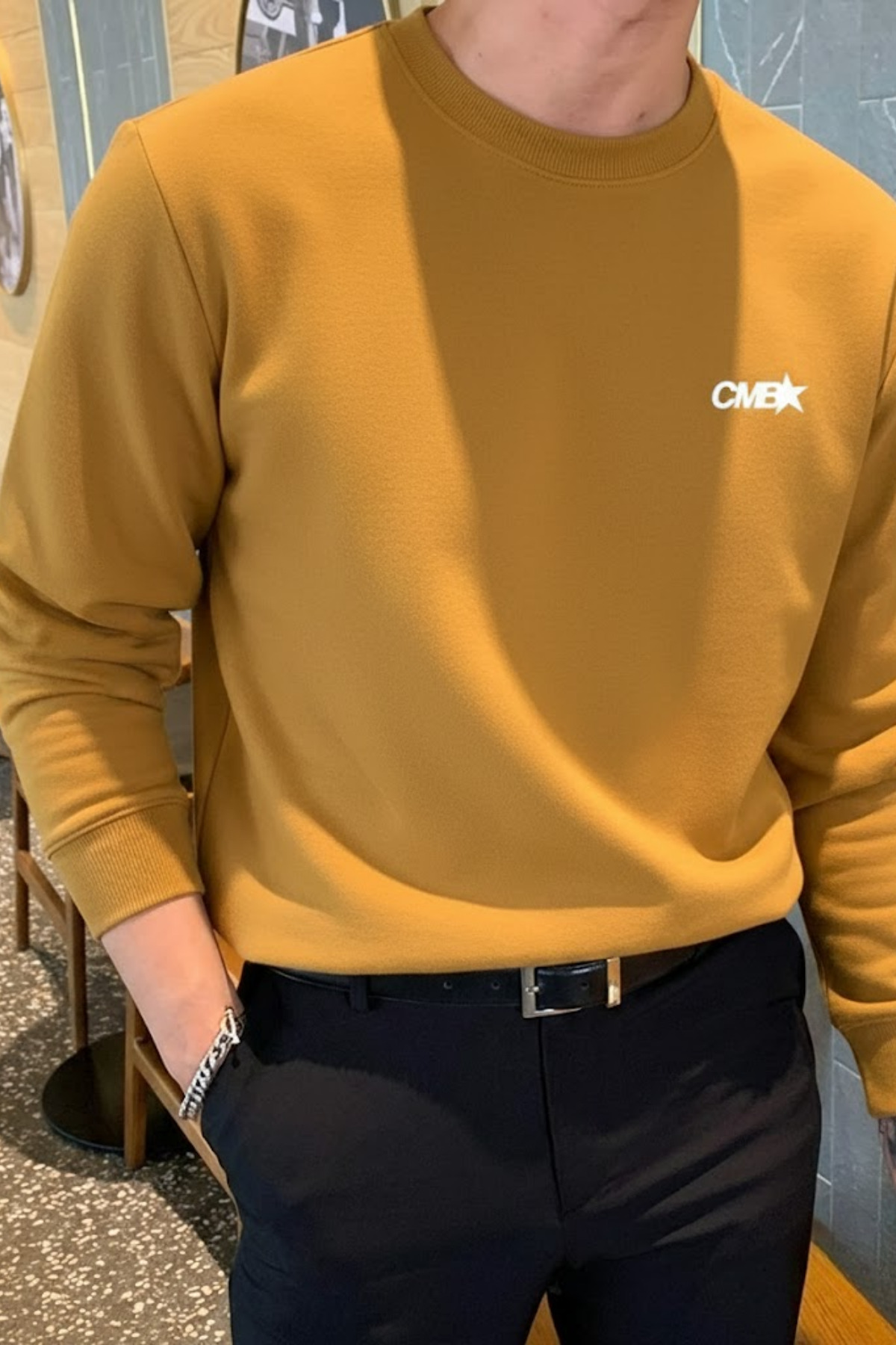 Sarı