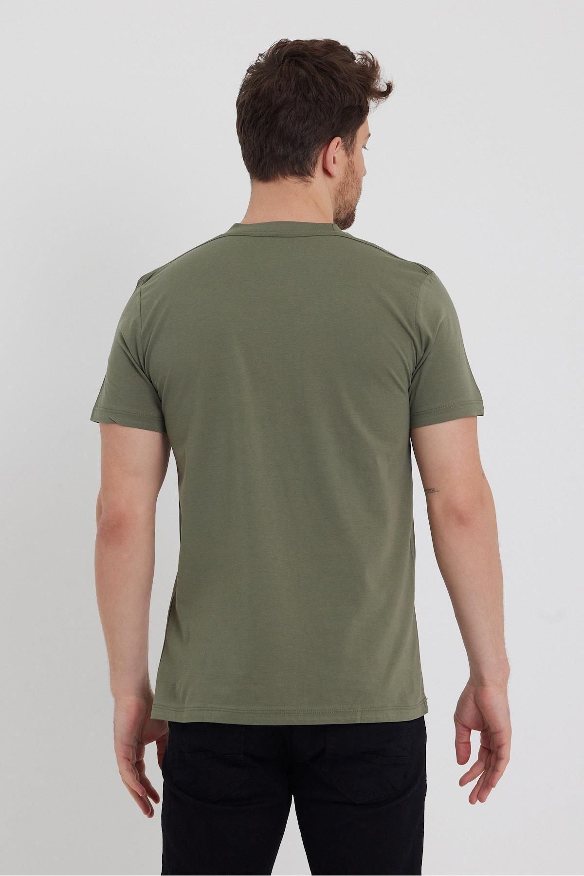 Erkek HAKİ %100 Pamuk Slim Fit Bisiklet Yaka Kısa Kollu Tişört 3