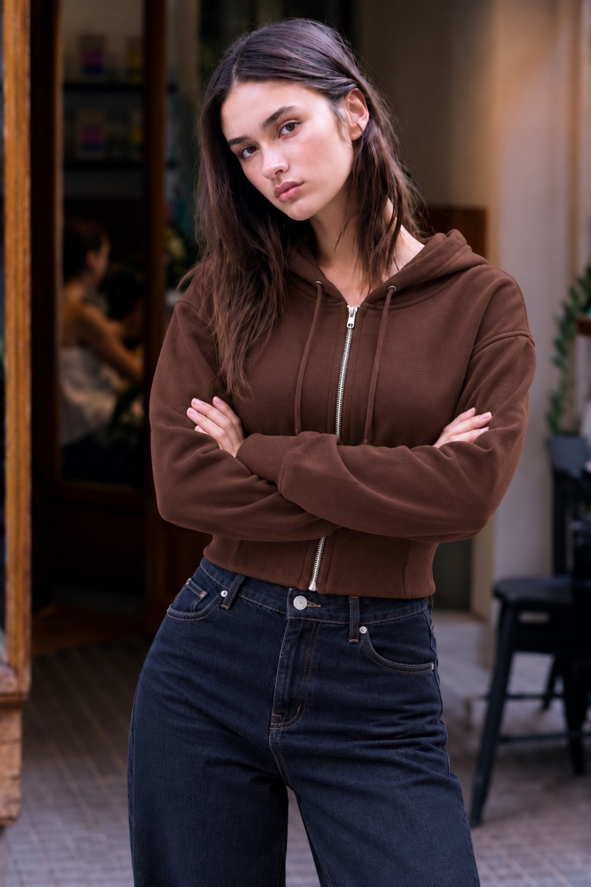 Kadın Fermuarlı Kapüşonlu Detaylı Kahve Crop Sweat 6