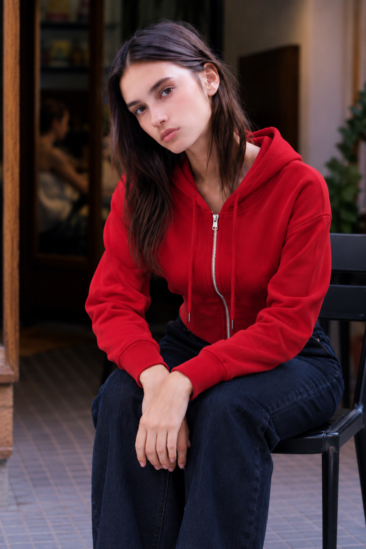 Kadın Fermuarlı Kapüşonlu Detaylı Kırmızı Crop Sweat 5