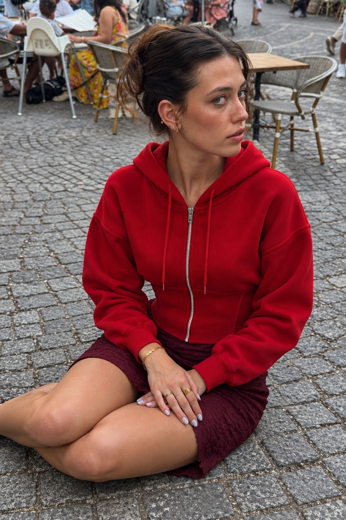 Kadın Fermuarlı Kapüşonlu Kırmızı Sweatshirt 3
