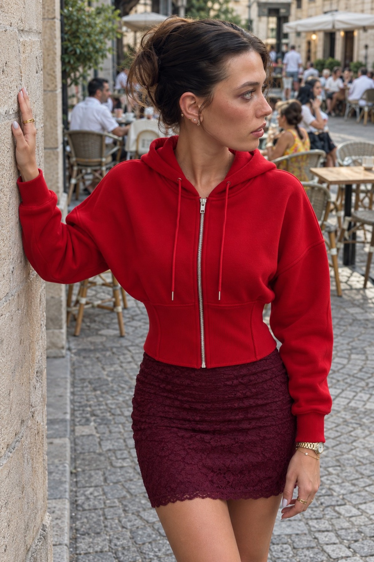 Kadın Fermuarlı Kapüşonlu Kırmızı Sweatshirt 4