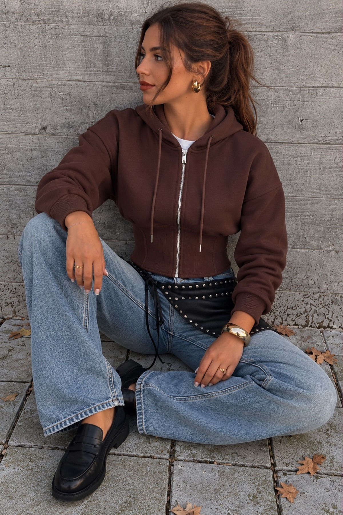 Kadın Beli Oturtmalı Kapüşonlu Spor Kahve Sweatshirt 3