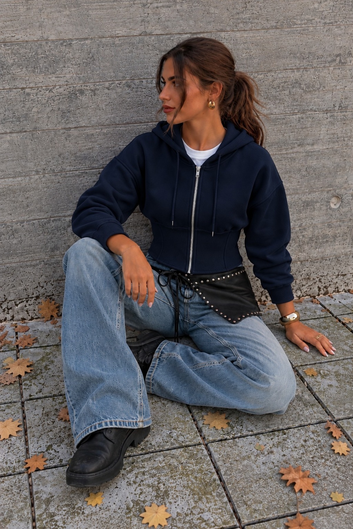 Kadın Beli Oturtmalı Kapüşonlu Spor Lacivert Sweatshirt 3