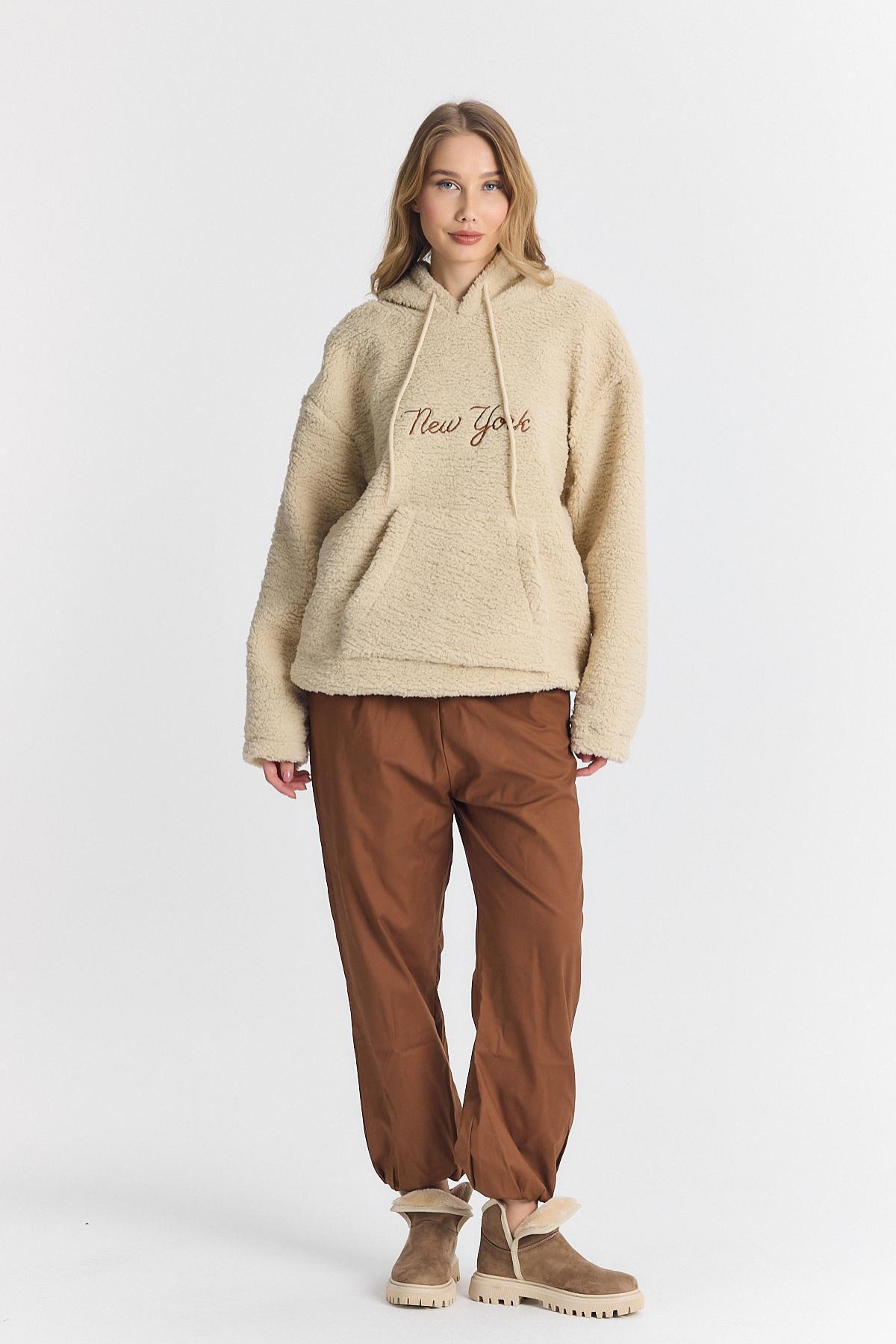 Kadın Oversize Cepli Krem Kapşonlu Sweatshirt 4