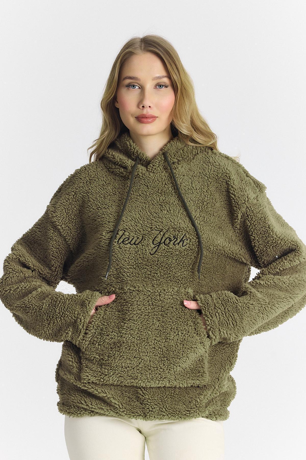 Sevgili İçin Oversize Kapşonlu Haki Sweatshirt 3