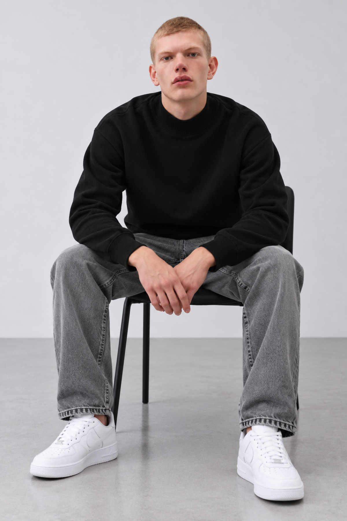 Erkek Oversize Dik Yaka Basic Siyah Kazak 4