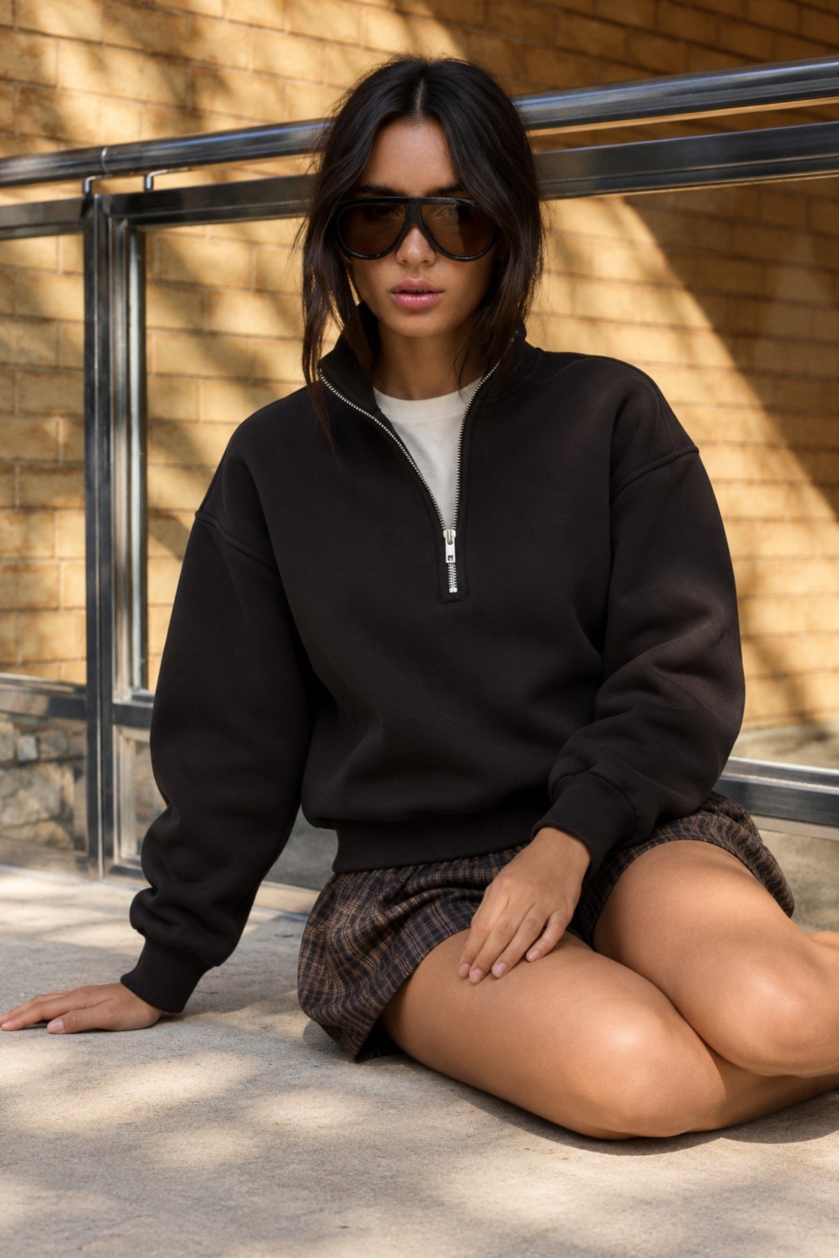 Kadın Bol Kesim Mevsimlik Siyah Sweatshirt 3