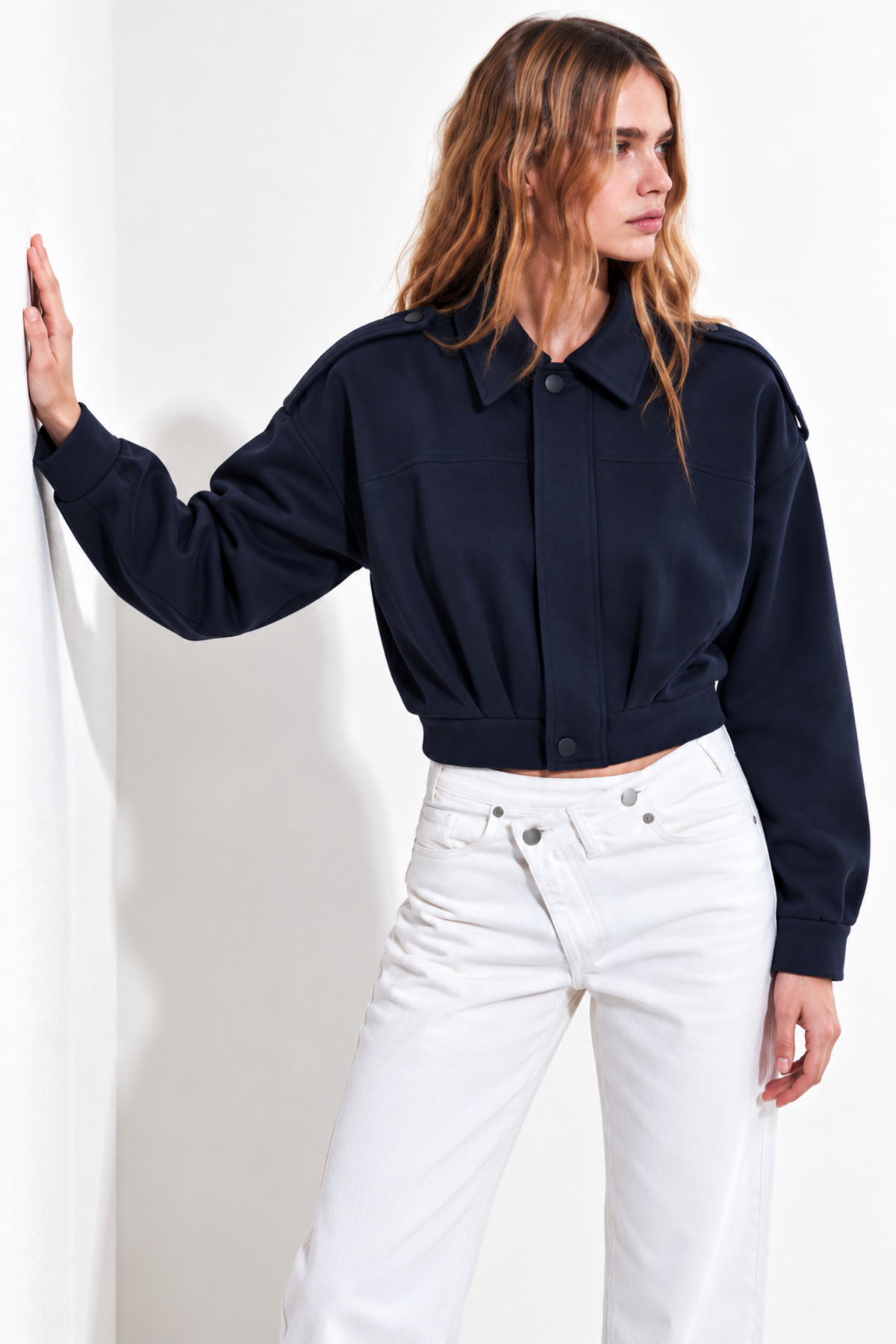 Kadın Oversize Gömlek Yaka Crop Bomber Lacivert Ceket 3