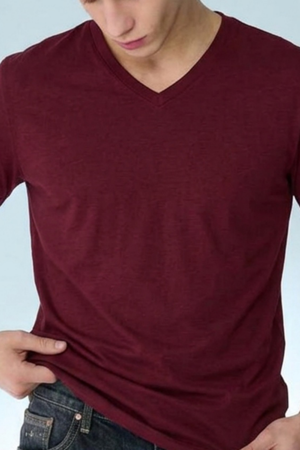 Erkek Straight Fit Bordo V Yaka Tişört 5