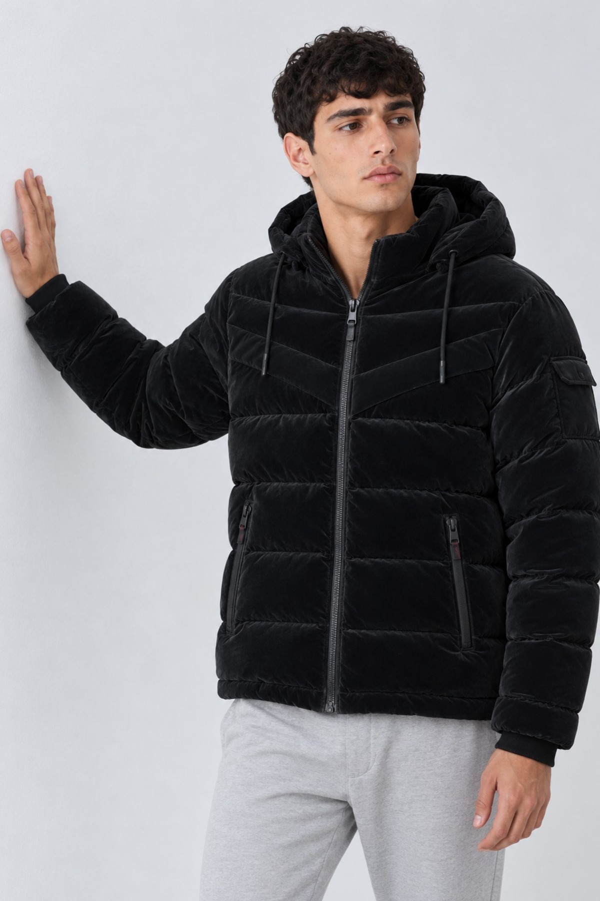 Erkek Kapüşonlu Casual Kışlık Siyah Şişme Mont 4
