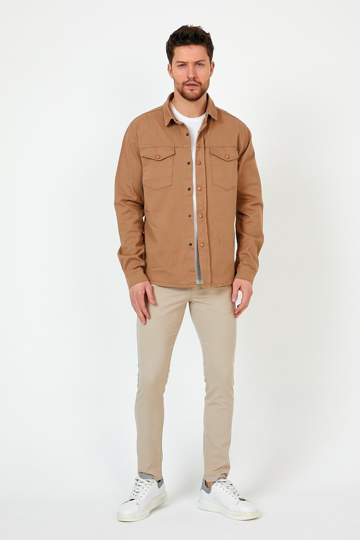 Erkek Klasik Şehirli Tarzda Denim Günlük Kullanım Için Çift Cepli Normal Kesim Gömlek Camel 3