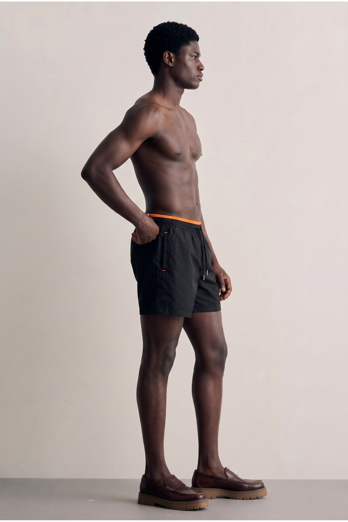 Erkek Premium Jogger Hafif Hızlı Kuruyan T.Siyah Deniz Şortu 5