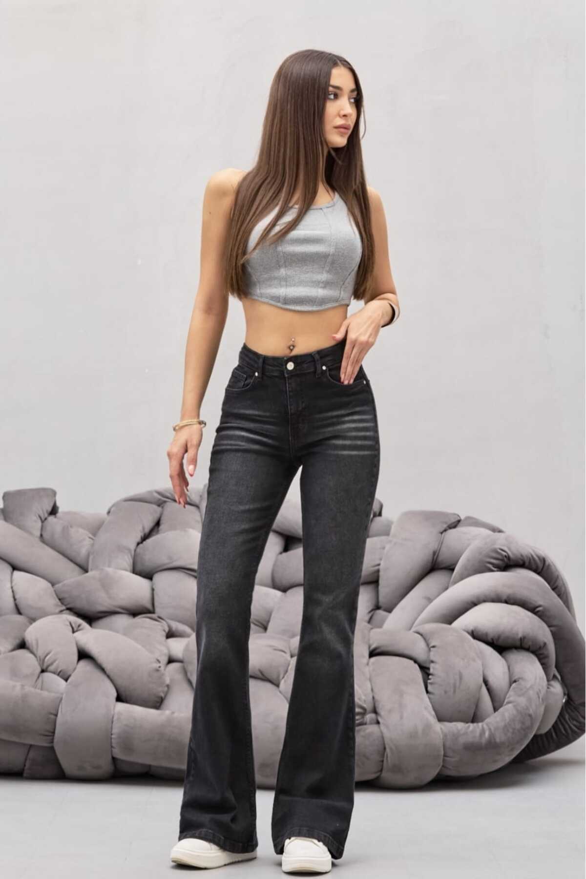 Kadın Yüksek Bel Siyah Efektli Esnek İspanyol Paça Jeans 6