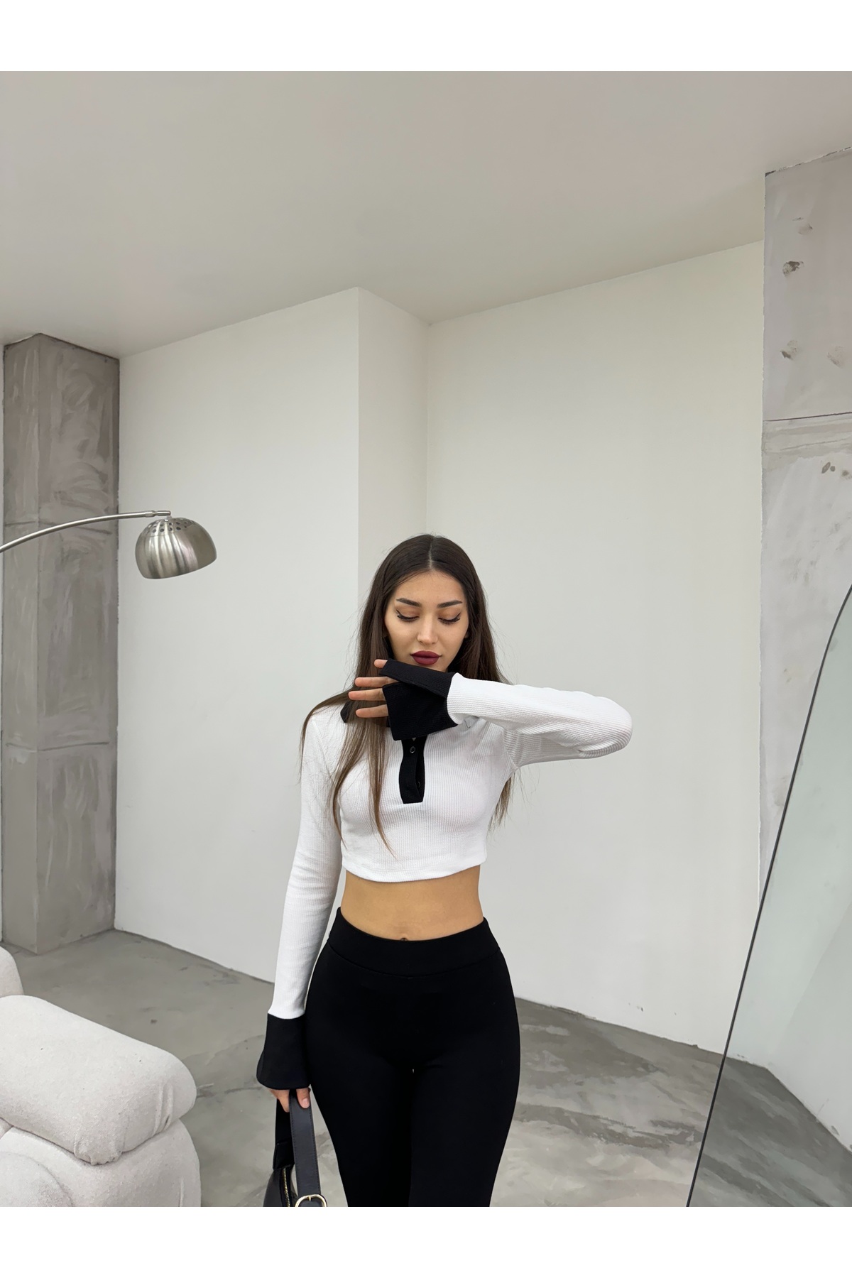 Kadın Beyaz Polo Yaka Düğmeli Crop Bluz 8
