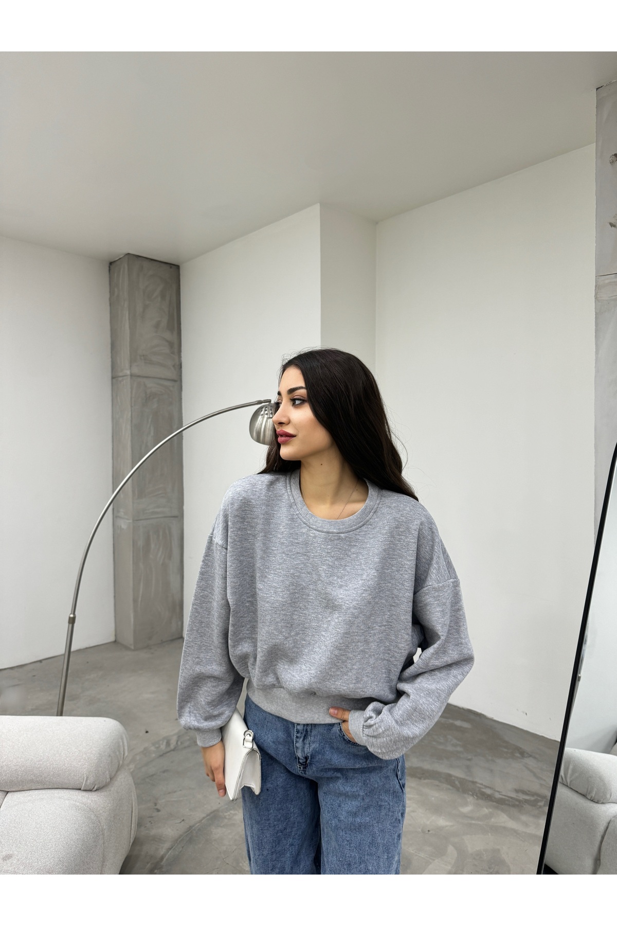Kadın Gri Oversize Crop Sweatshirt 5
