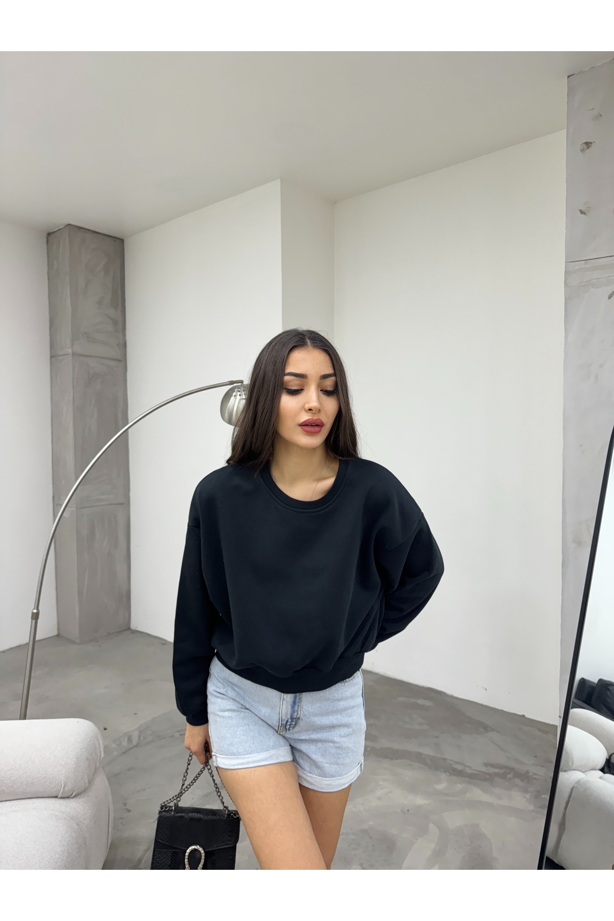 Kadın Siyah Oversize Crop Sweatshirt 8