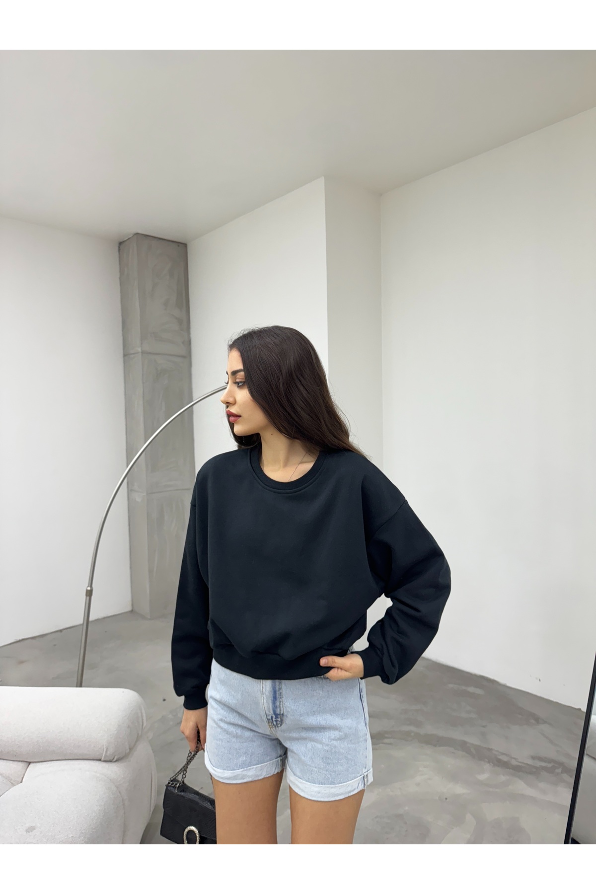 Kadın Siyah Oversize Crop Sweatshirt 5