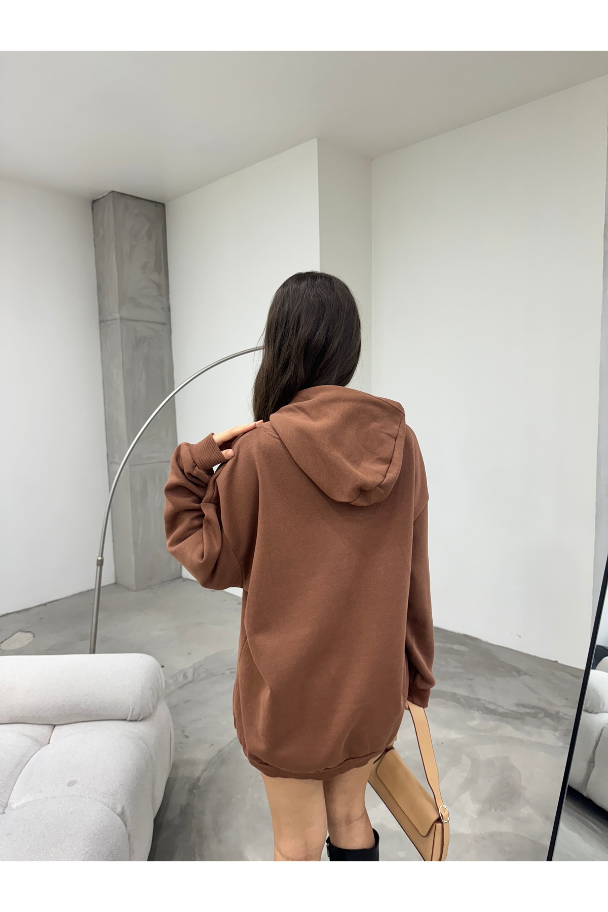 Kadın Kahverengi Oversize Şardonlu Üç İplik Kapüşonlu Sweatshirt 4