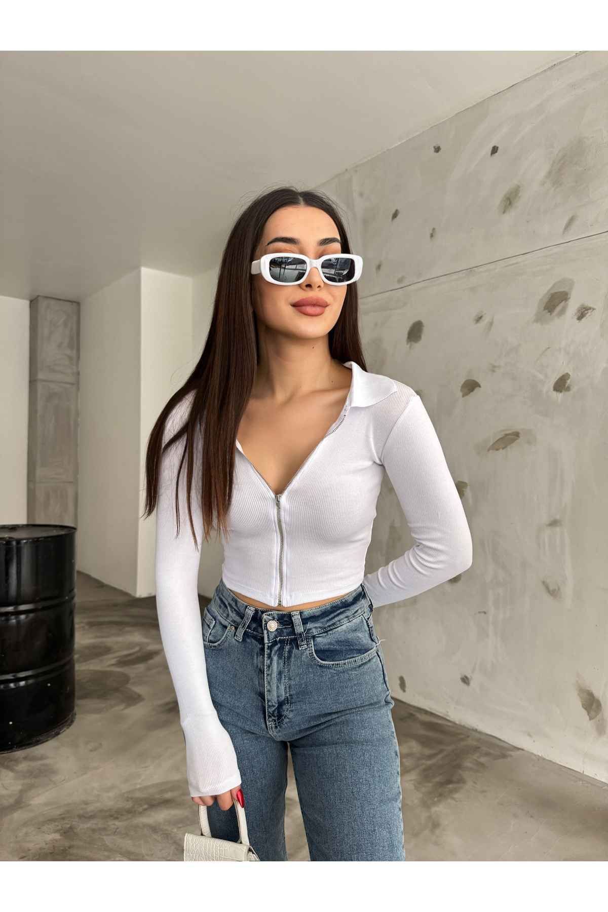 Kadın Fermuarlı Polo Yaka Fitilli Uzun Kol Kaşkorse Crop Bluz Beyaz 7