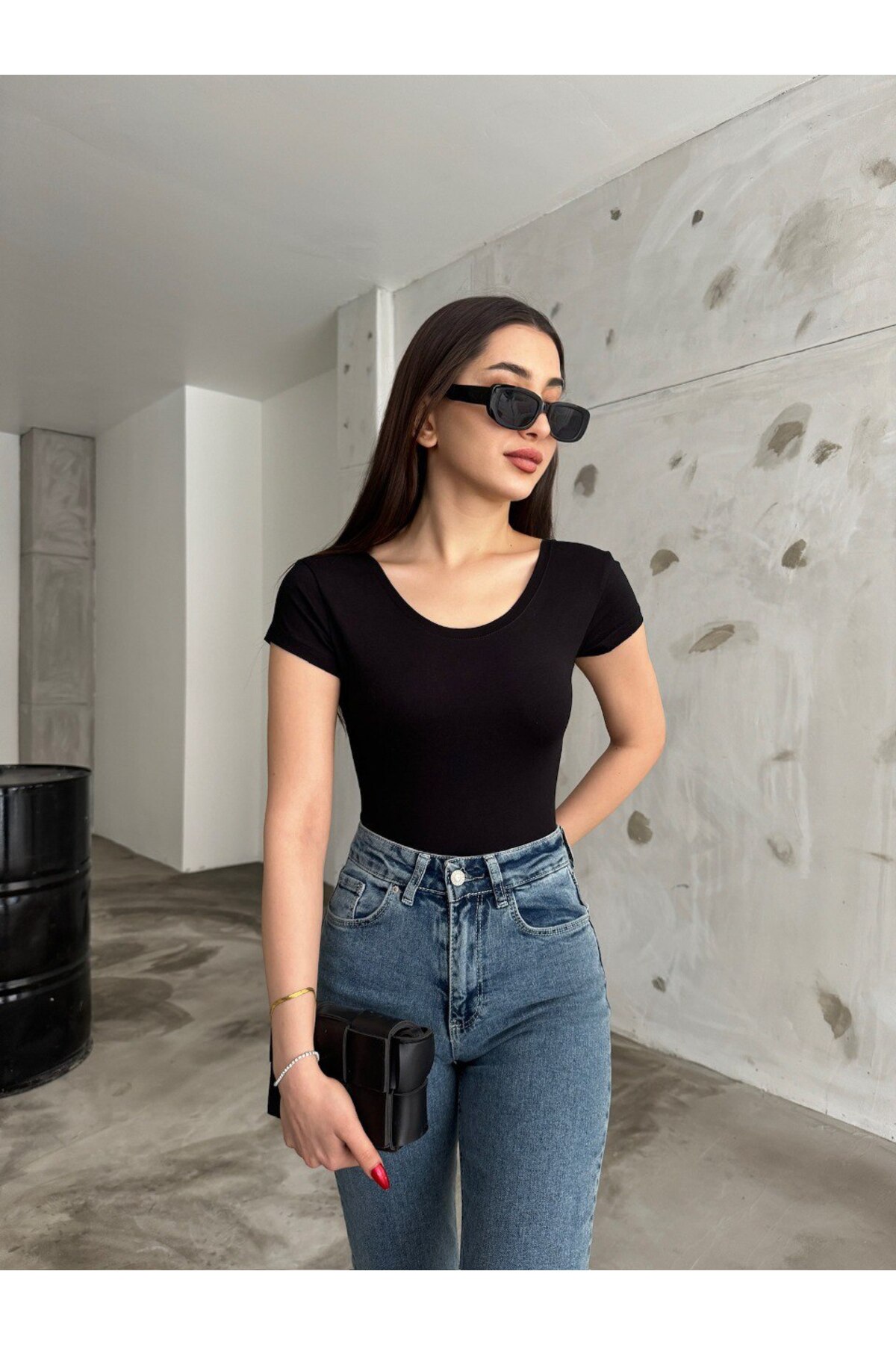 Kadın U Yaka Fitted/Vücuda Oturan Kısa Kollu Bluz Body Siyah 6